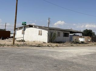 701 N Cross Ave, Wink, TX 79789