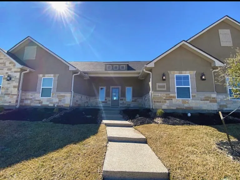 1761 Summit Crossing Ln — Photo 8