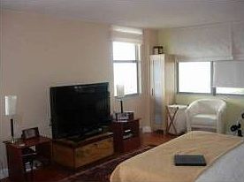 5th image of 6039 Collins Ave APT 1526
