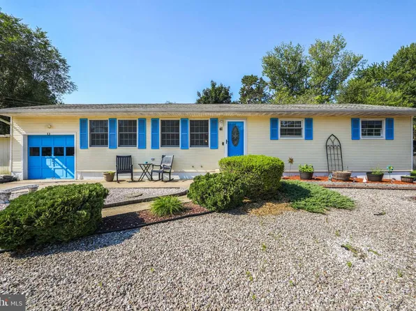 41 Goldweber Ave, Jackson, NJ 08527