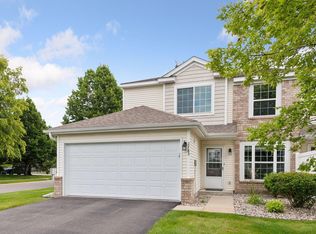 2785 Wagon Wheel Trl, Chaska, MN 55318