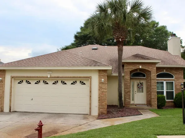 1951 Waterford Ridge Rd, Fort Walton Beach, FL 32547