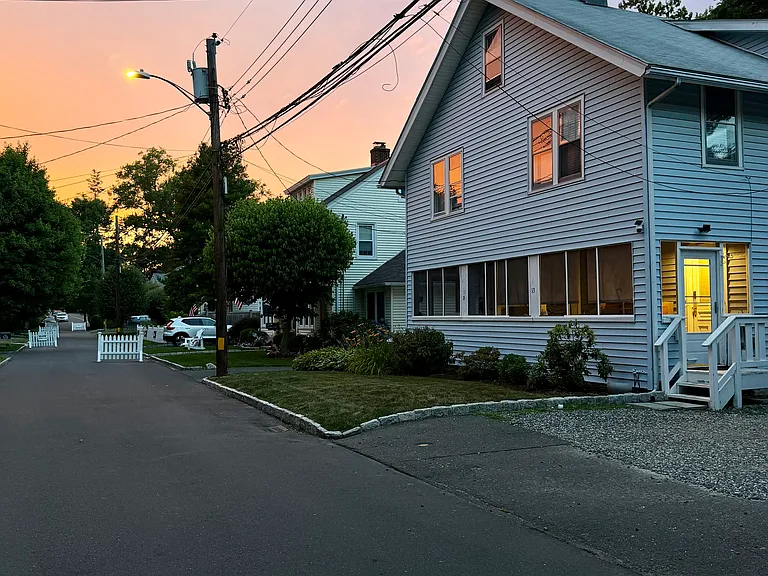 13 Park Ln — Photo 7