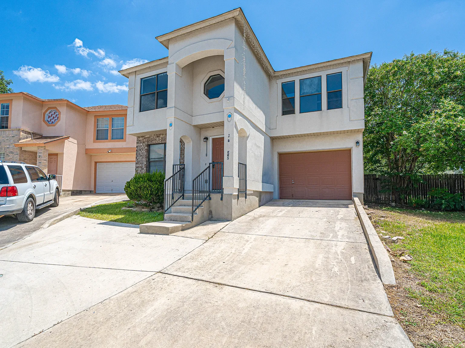 3 bed, 1369 sqft, $1,715 — Photo 3