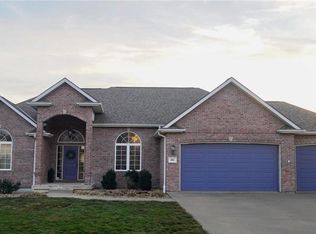 1411 Whispering Rdg, Pleasant Hill, MO 64080