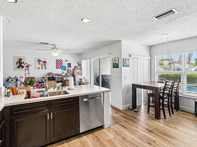 7366 Ashley Shores Cir — Photo 14