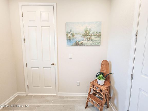 3rd image of 186 CEDAR ELM WAY Way