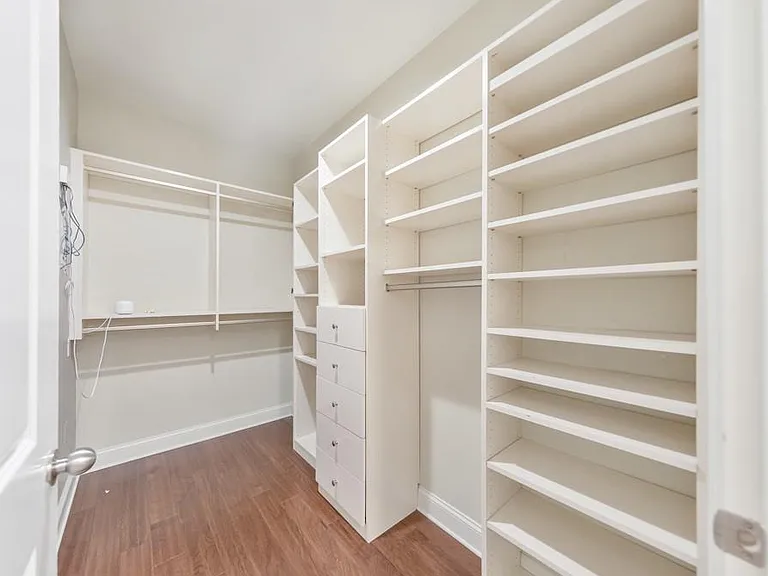 901 Abernathy Rd #1190 — Photo 16