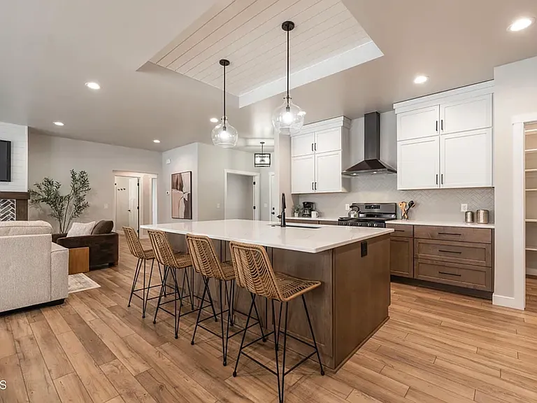 2020 Prairie Hawk Dr — Photo 1