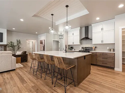 2020 Prairie Hawk Dr Photo 1