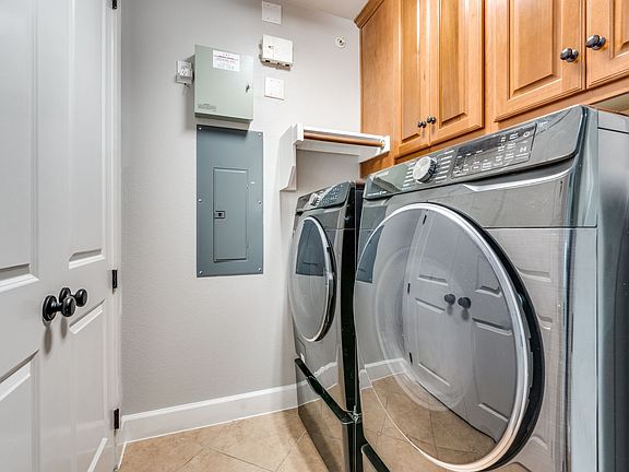 5th image of 6631 Via Positano APT 402
