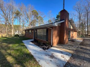 6904 Baywood Dr, Raleigh, NC 27613