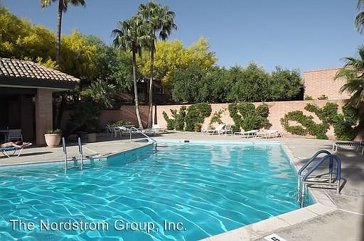 5th image of 5524 N Camino Arenosa