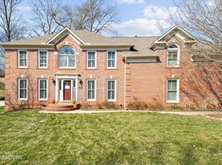 1328 Knightsbridge Dr, Knoxville, TN 37922