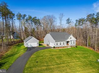 80 Piney Hill Ln, Fredericksburg, VA 22406