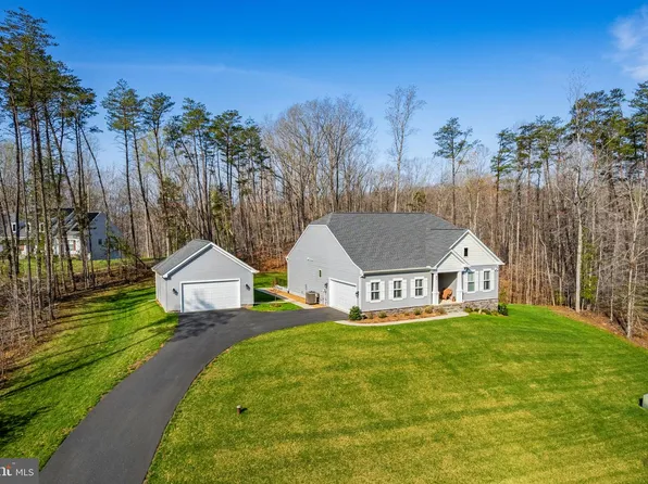 80 Piney Hill Ln, Fredericksburg, VA 22406