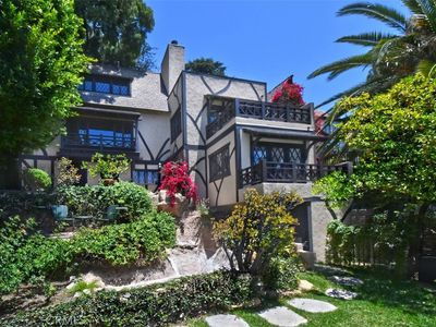 3892 Clayton Ave, Los Angeles, CA, 90027