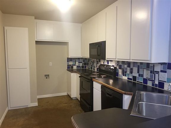 4th image of 4356 Green Acres Cir
