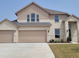 733 Candace Dr, Desoto, TX 75115