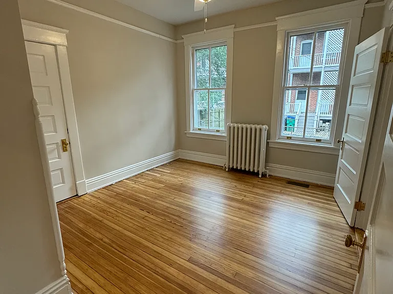 2711 Floyd Ave #B — Photo 10