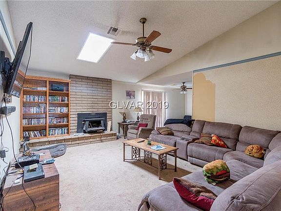 4th image of 3726 Nicole St