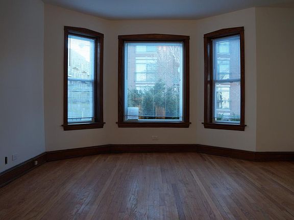 2nd image of 2817 N Rockwell St #1