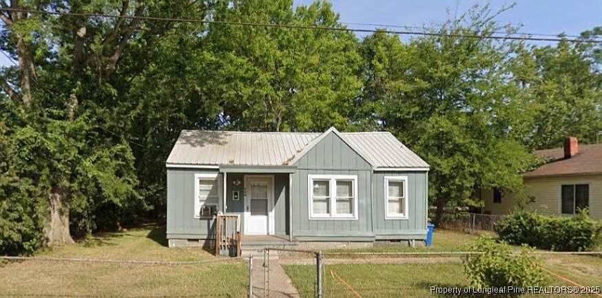 1st image of 305 Maloney Ave