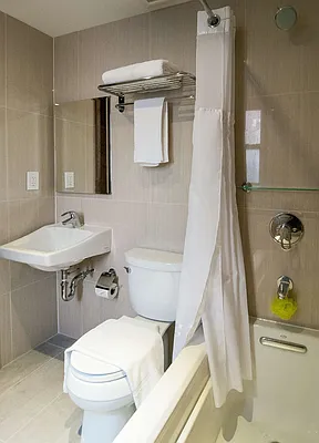 Rented by Townhouse Apartments | media 7