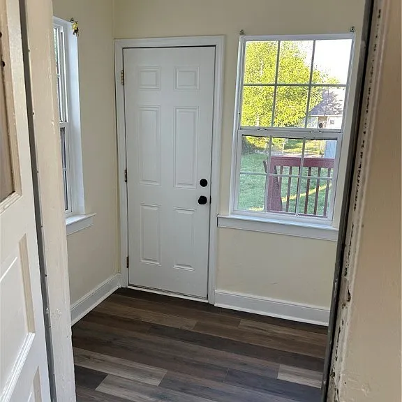 3 E Blake Ln — Photo 7