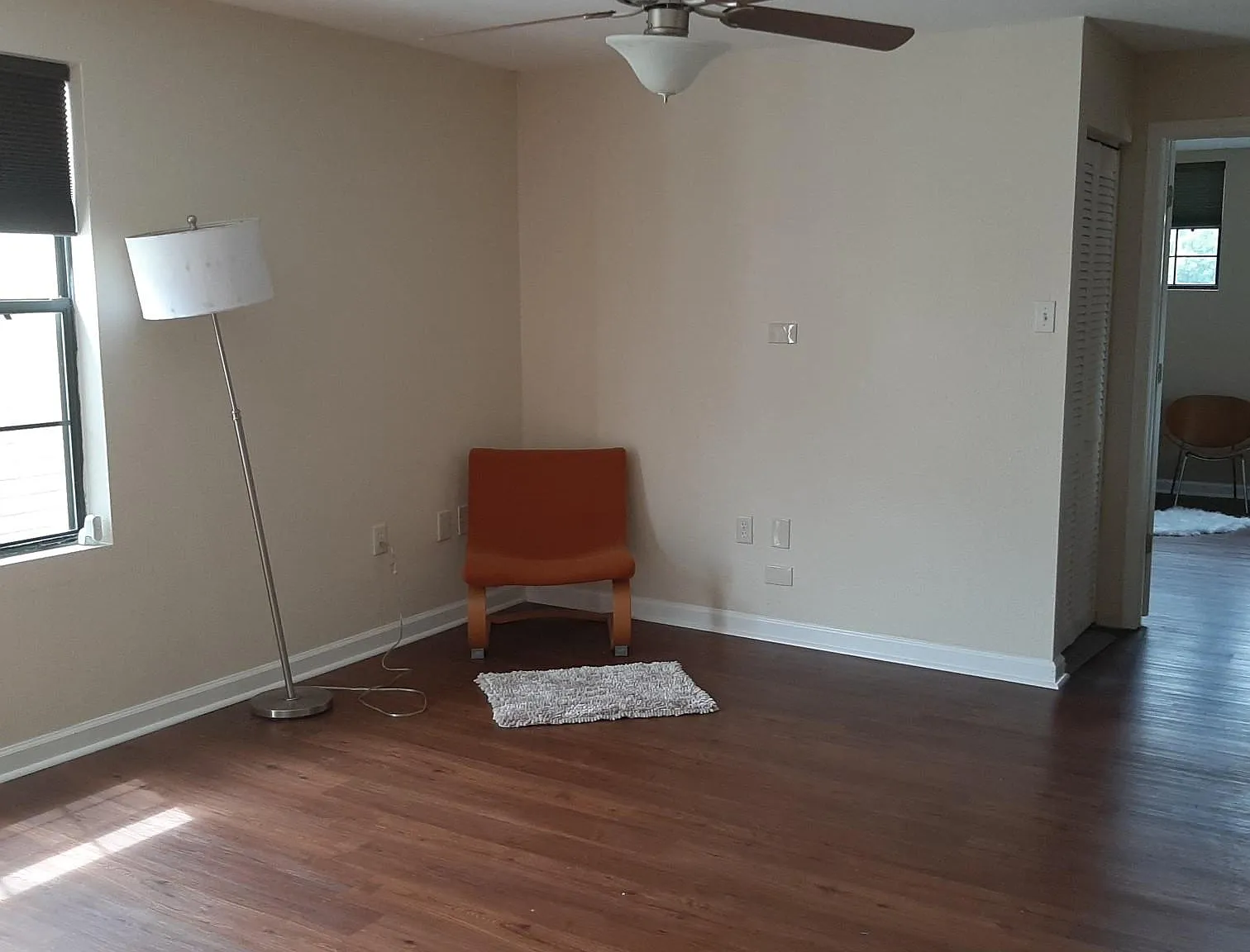 1 bed, 800 sqft, $1,300 — Photo 2