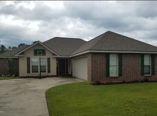 3105 Sydney St, Ocean Springs, MS 39564