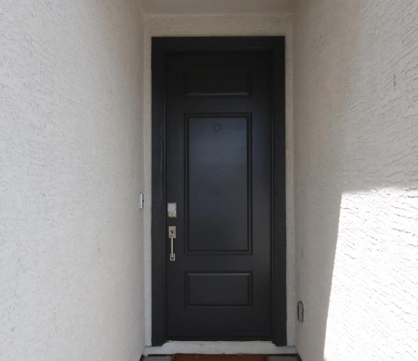 5 bed, 3.0 bath, 1951 sqft, $3,500 — Photo 2