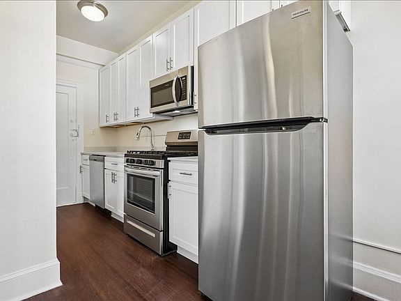 4th image of 1616 16th St NW APT 407