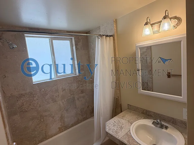565 E 1st Ave #3 — Photo 5