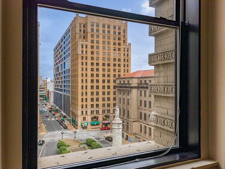 Charming 1 Bedroom/1 Bathroom Apartment Unit in Downtown Baltimore, MD! Unit 416 — Photo 51