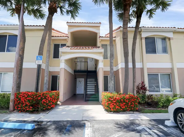 815 W Boynton Beach Boulevard #10-202, Boynton Beach, FL 33426