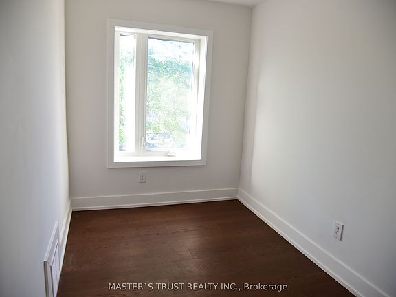 4th image of 19 Emmett Ave