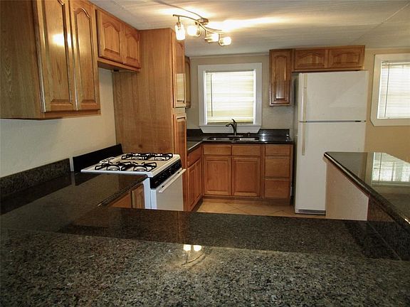 3rd image of 1408 26th St