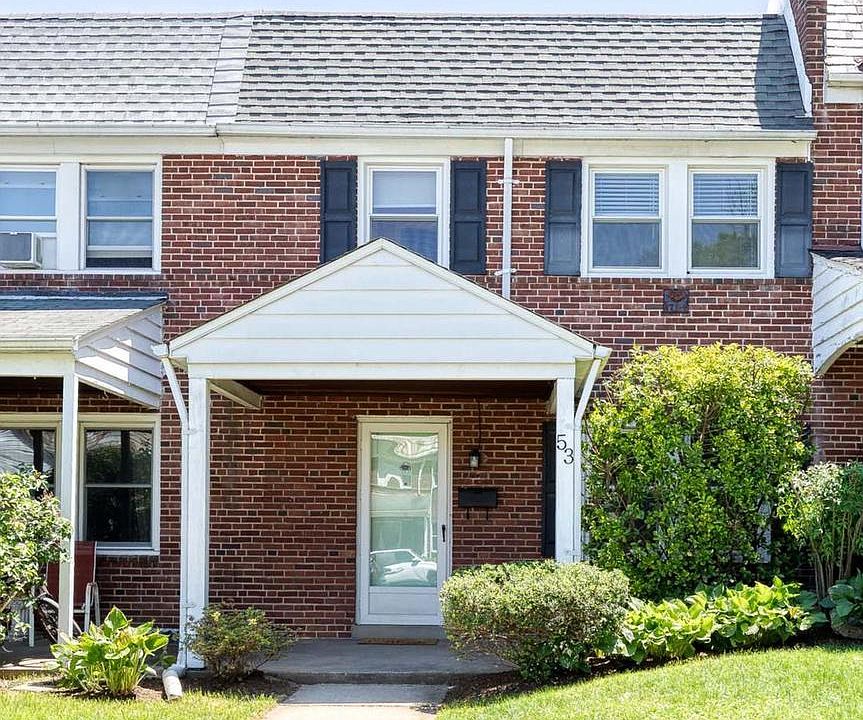 1st image of 53 Burkshire Rd