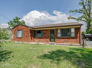 7813 Mackie Ln, Louisville, KY 40214