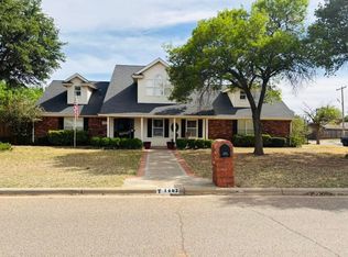 1402 9th St, Shallowater, TX 79363