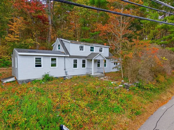 78 Pleasant St, Grafton, MA 01519