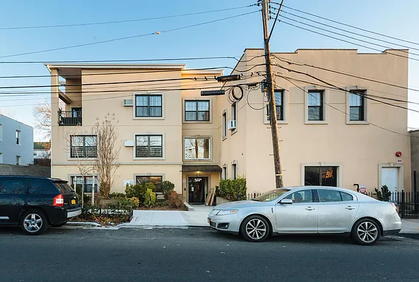 Rented by Nooklyn NYC LLC | media 2