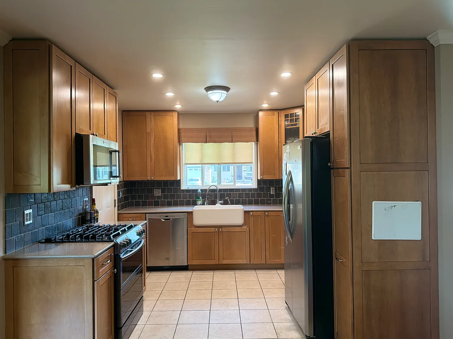 3235 Catalina Ave — Photo 2