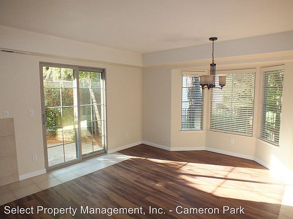2nd image of 3969 Arthur Ct APT B3