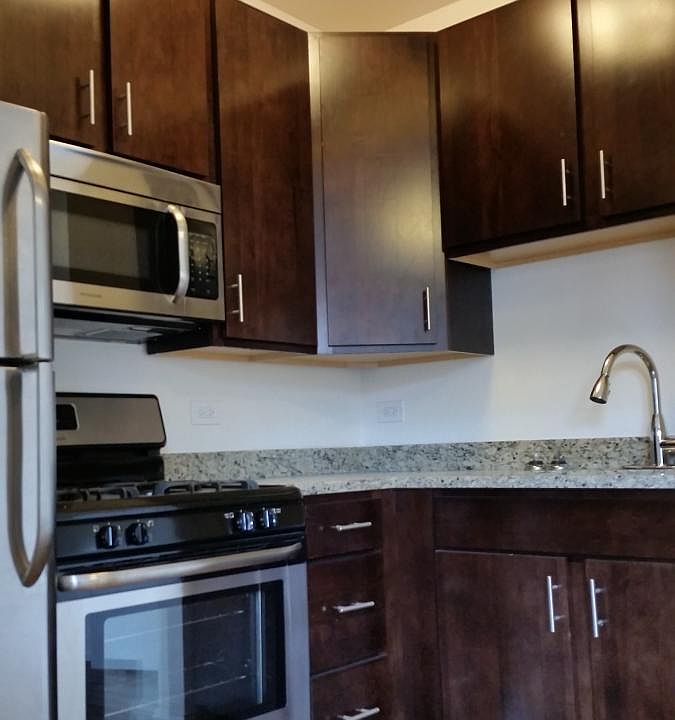 1st image of 2530 N Sacramento Ave APT 403