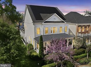 9123 Old Georgetown Rd, Bethesda, MD 20814