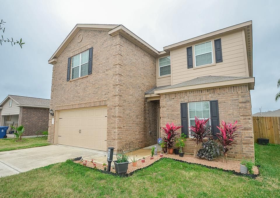 1st image of 822 Indigo Springs Ln