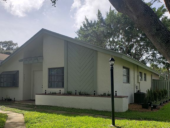 2nd image of 3690 Arelia Dr S