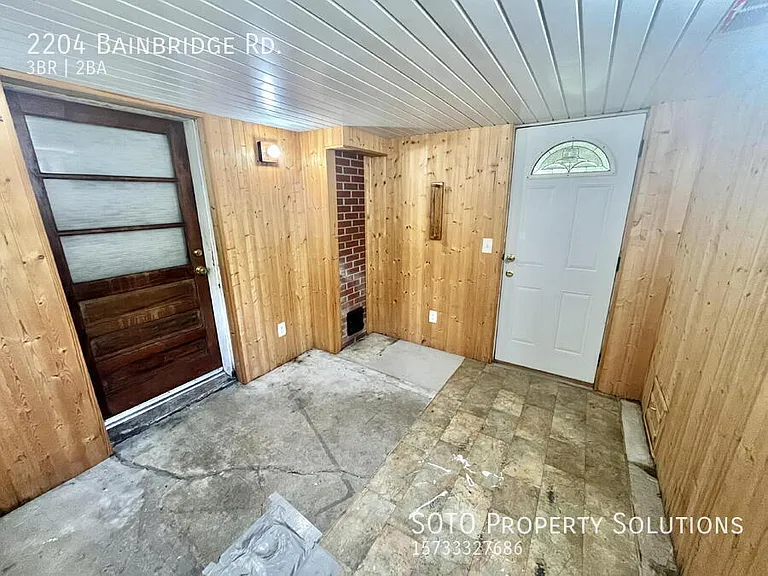 2204 Bainbridge Rd — Photo 46